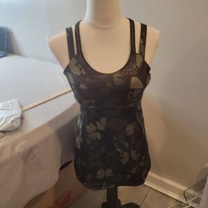Lululemon Happy Strappy Tank Biggie So Fly Butterfly Fatigue Green Black 8